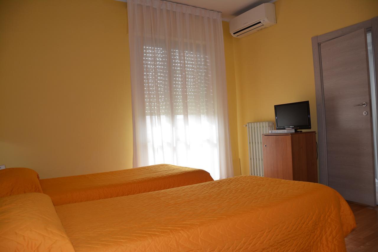 Piccolo Hotel Rosignano Solvay Exterior foto