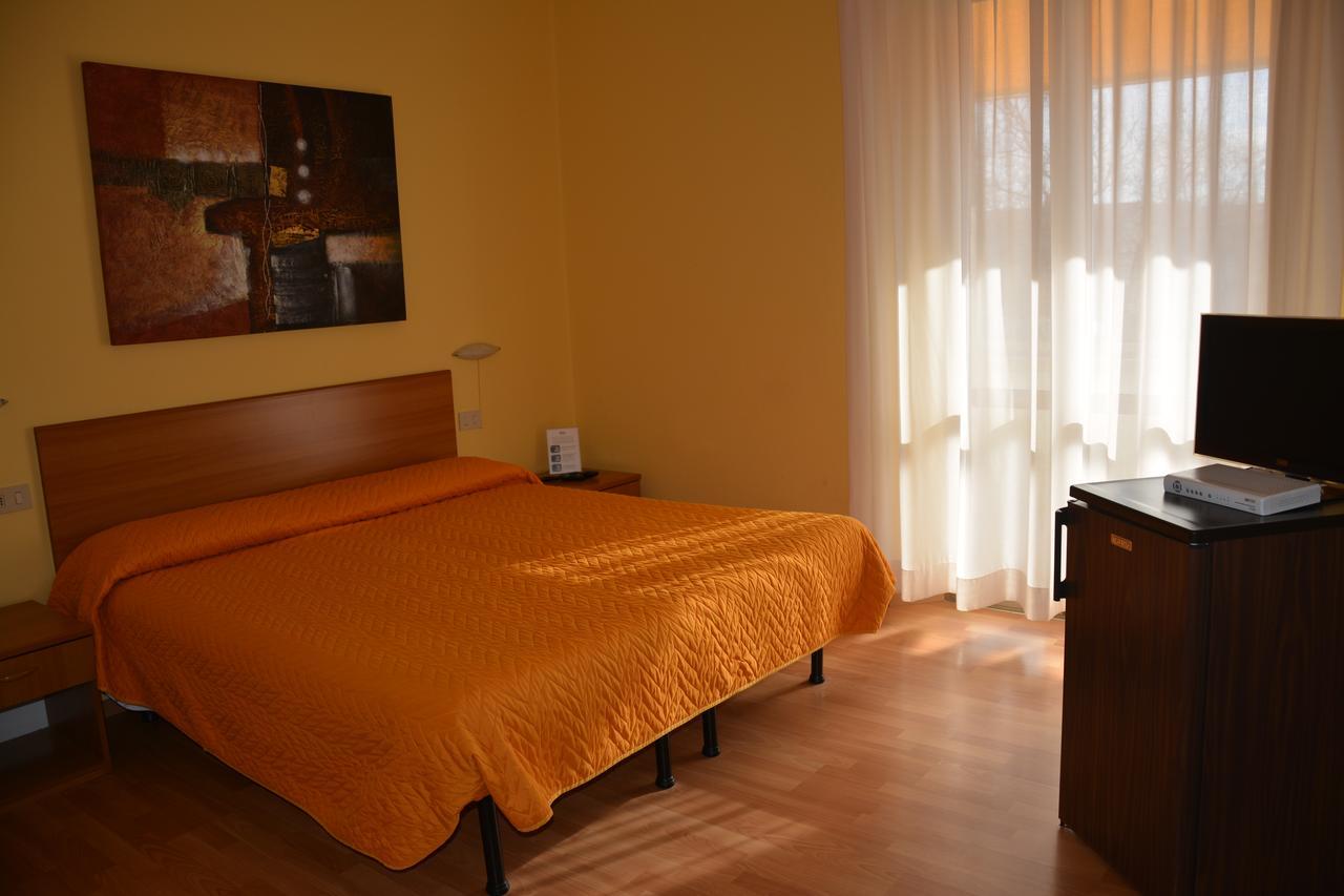 Piccolo Hotel Rosignano Solvay Exterior foto