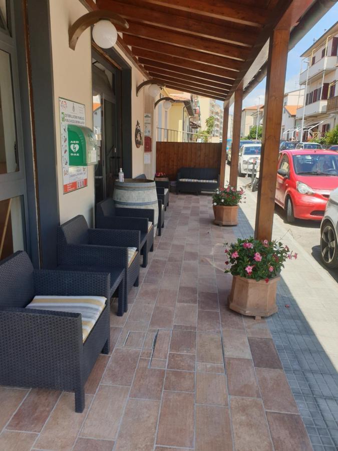Piccolo Hotel Rosignano Solvay Exterior foto